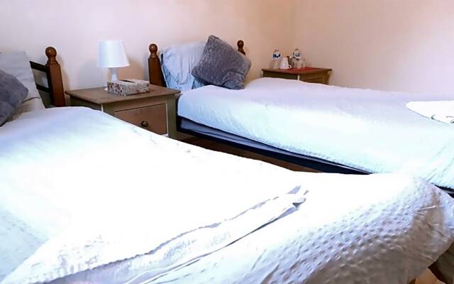 StayEasy B&B in Trendy Heart of London