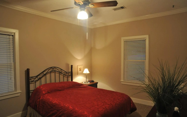 McCloud Hotel