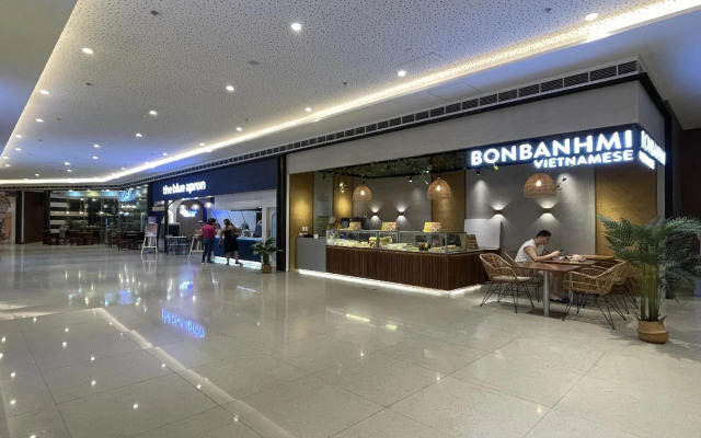 Air Residence Makati Elegant Design WiFi