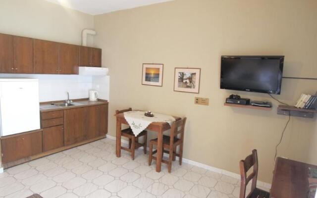 Kleopatra Traditional Hotel