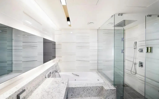 Newcz Lct Residence