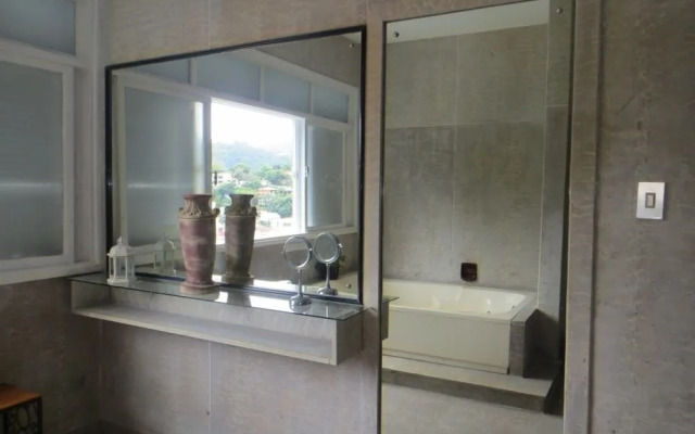 Nature Paradise Boutique Hotel