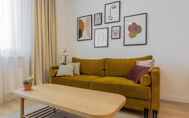 Апартаменты на проспекте Победителей 115