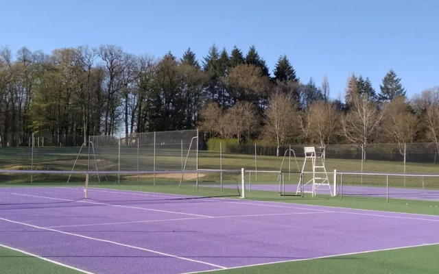 Gite With Terrace in Sauze-vaussais