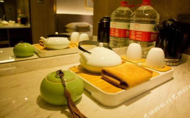 Xinzheng Xingangwanhua Hotel