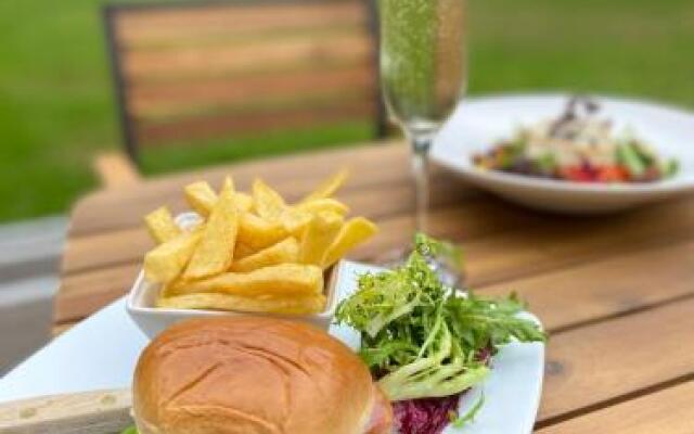 Singleton Lodge Country House Hotel