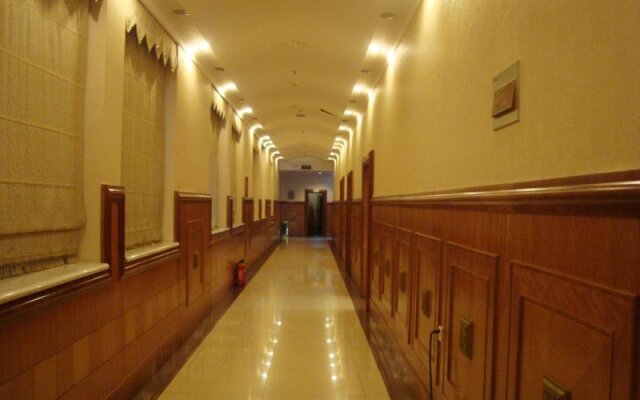 Nenjiang Hotel