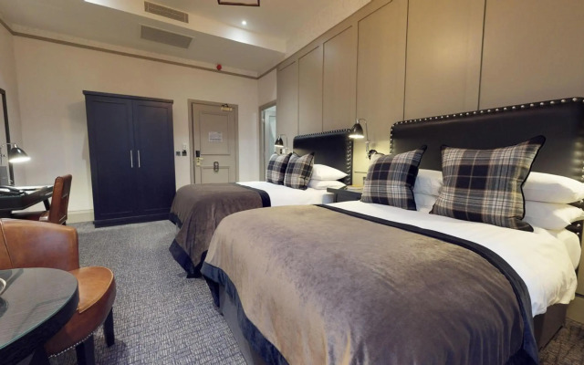 Macdonald Burlington Hotel