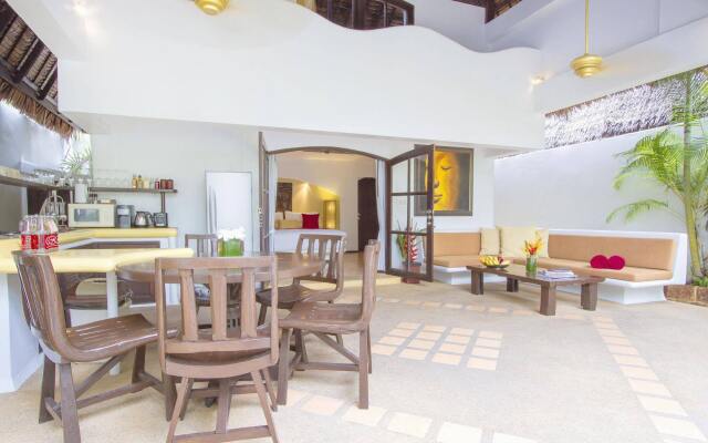 The State House by Beach Republic