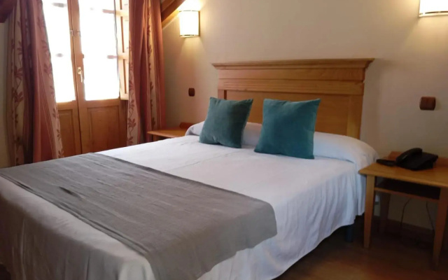 Hotel San Roque