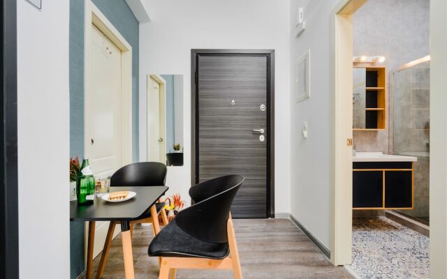Sanders Home Suites - Charming Downtown Studio