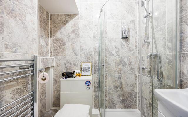London Bridge 2 bed Apartment Borough Market