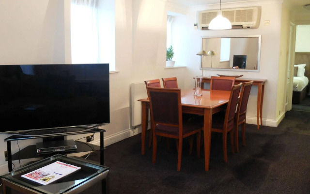Basil Street Apartments