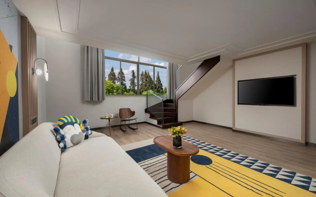 Shanghai Ramada East