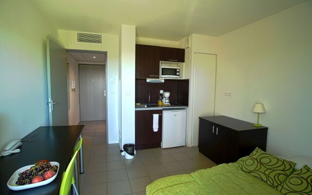 Kosy Aparthotel Campus del Sol Esplanade