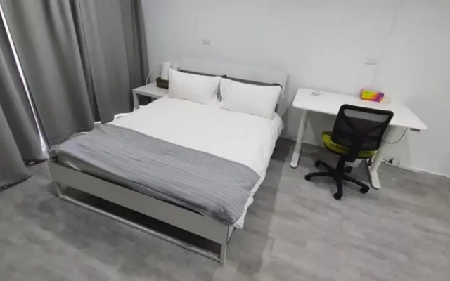 Private Modern Room in center of the city – Guest Rooms – Canberra