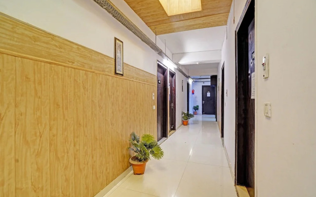 Fabhotel Vasundhara Grand