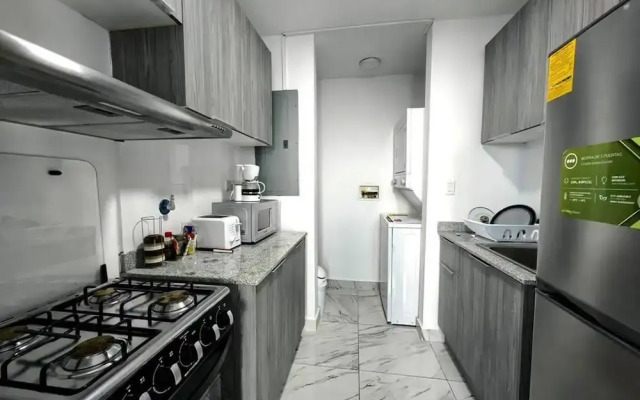 Room-sofa Bed Stay Rooftop Pool & Gym, A
