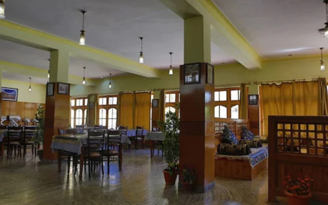 TIH Royal Heritage Resort