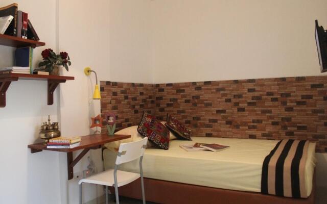 Oasis Studio Hotel Dua Male Only Hotel