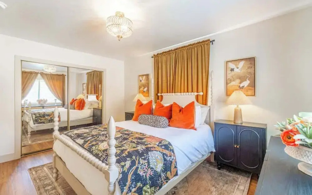 The Deco Retreat - UNR - Pet Friendly
