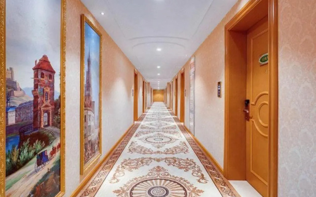 Vienna International Hotel (Beijing Huilongguan Wendu Water City)