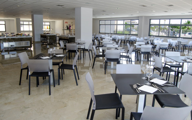 Hotel Adaria Vera