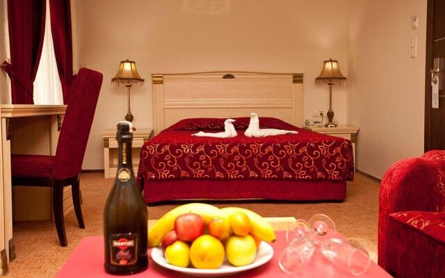 Duqqan Deluxe Hotel