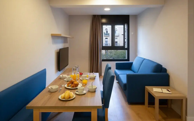 Apartaments Rambla 68