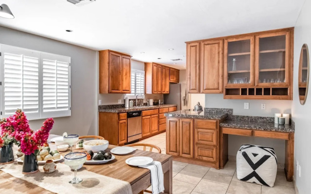 Free Bird by AvantStay | Desert Villa w/ Pool + Spa | 5 Mins to DT Scottsdale