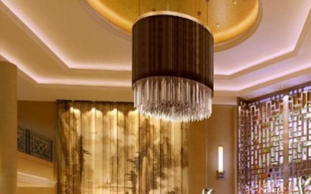 Dunhuang Golden Leaf Hotel