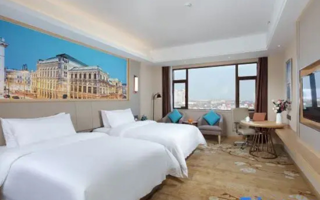 vienna international hotel（yueyangxian Bus station store）