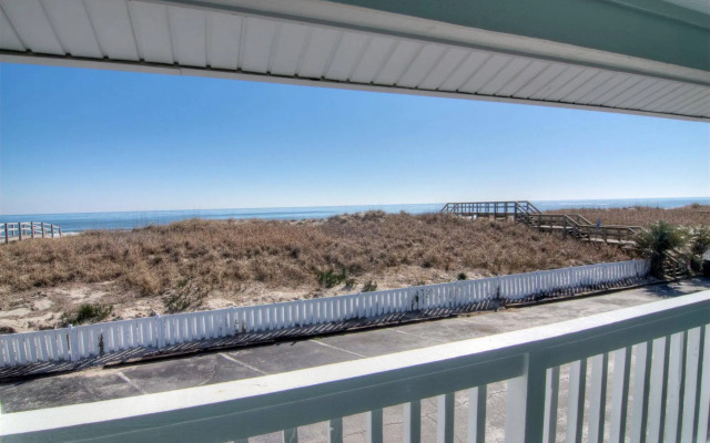 Surfside Motor Lodge