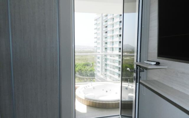 Martinique Delux with Private Hot Tub