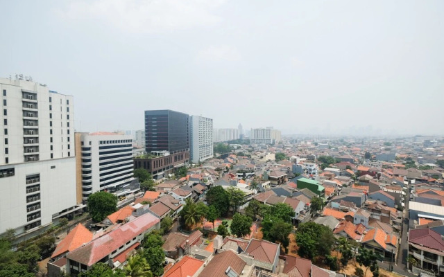 Elegant Studio The Hive Tamansari Apartment