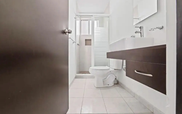 Spacious Apt Near Centro Historico