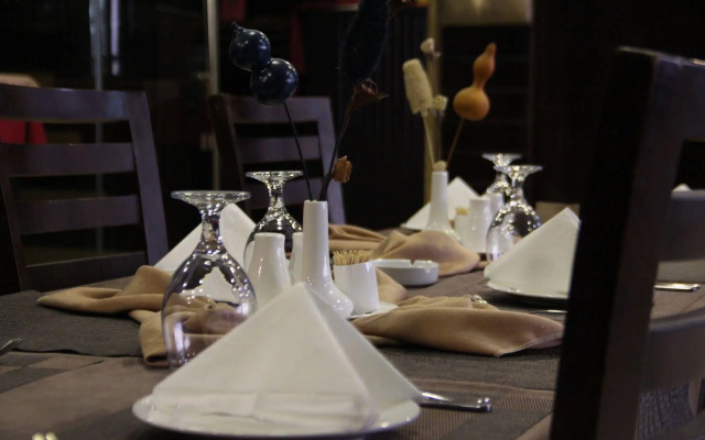 Jawabreh Hotel & Suites