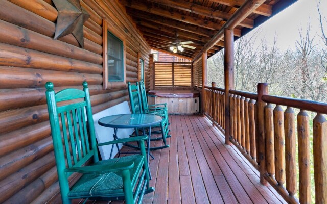 SmokyStays 5 Bedroom Cabin