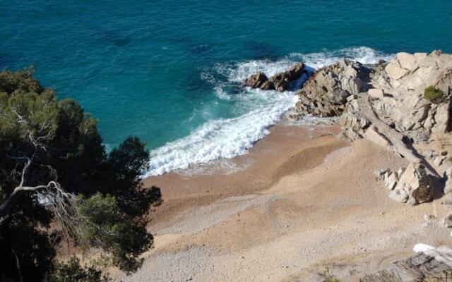 Santa Maria de Llorell Holiday Houses