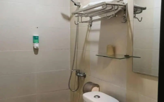 Mega Inn