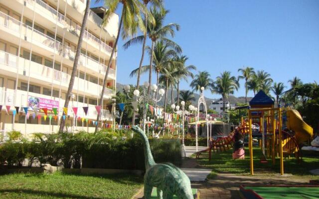 Sands Acapulco Hotel & Bungalows