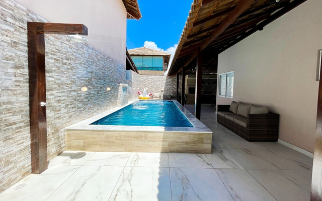 Lindas Casas no Village IV