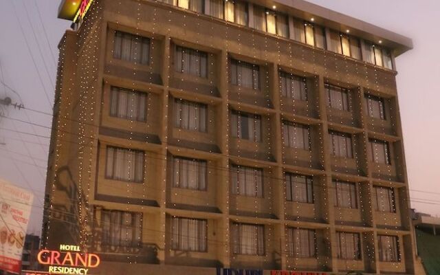 Hotel Grand Residency