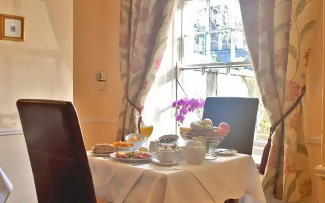 Baggot Court Townhouse