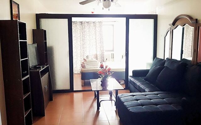 1 Bedroom Condo at One Oasis Condominuim