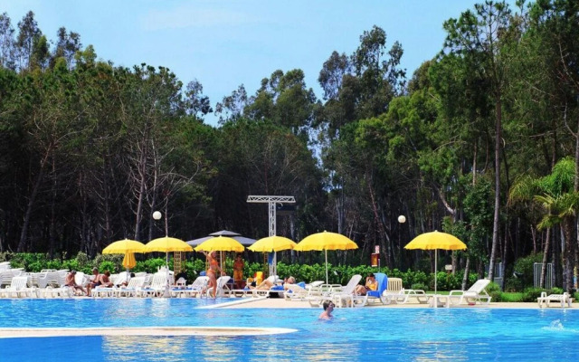 Pizzo Calabro Resort Big Triple Room