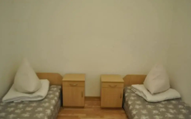 Hostel w Koszarach Wiktorii