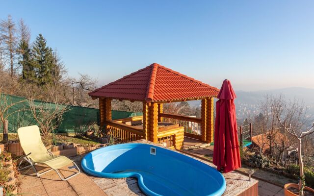 Charming Holiday Home in Zagreb with Private Swimming Pool