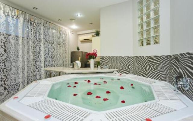 Arkadia Palace Luxury Apartments