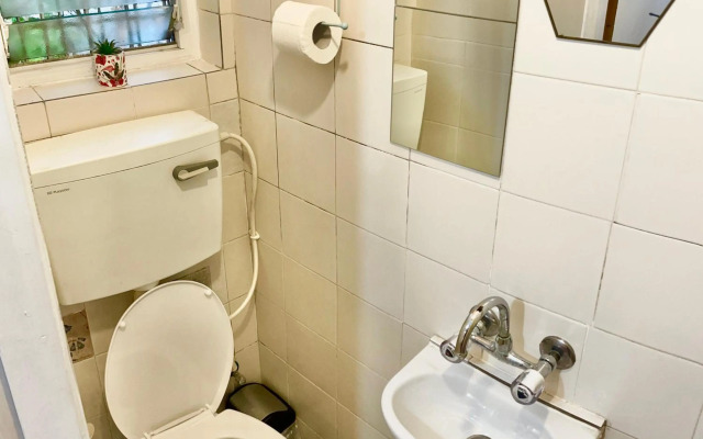 Cozy Studio By The Beach!